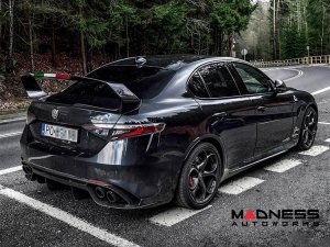 Alfa Romeo Giulia Trunk Spoiler - Carbon Fiber - GTAm Style w/ Italian Theme Alfa Romeo Giulia Trunk Spoiler - Carbon Fiber - GTAm Style w/ Italian Theme